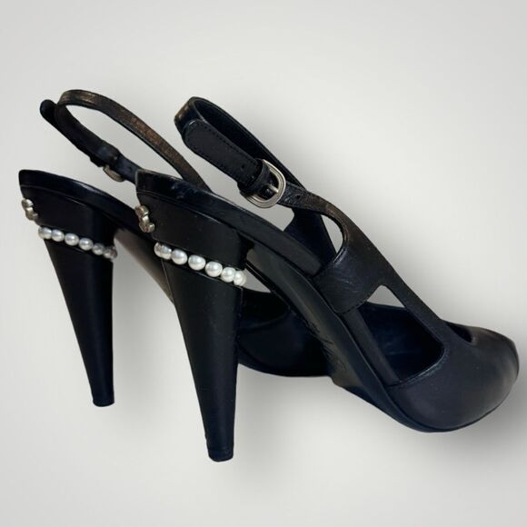 Chanel Leather Pearl Slingback Pumps 37.5 - Picture 2 of 9